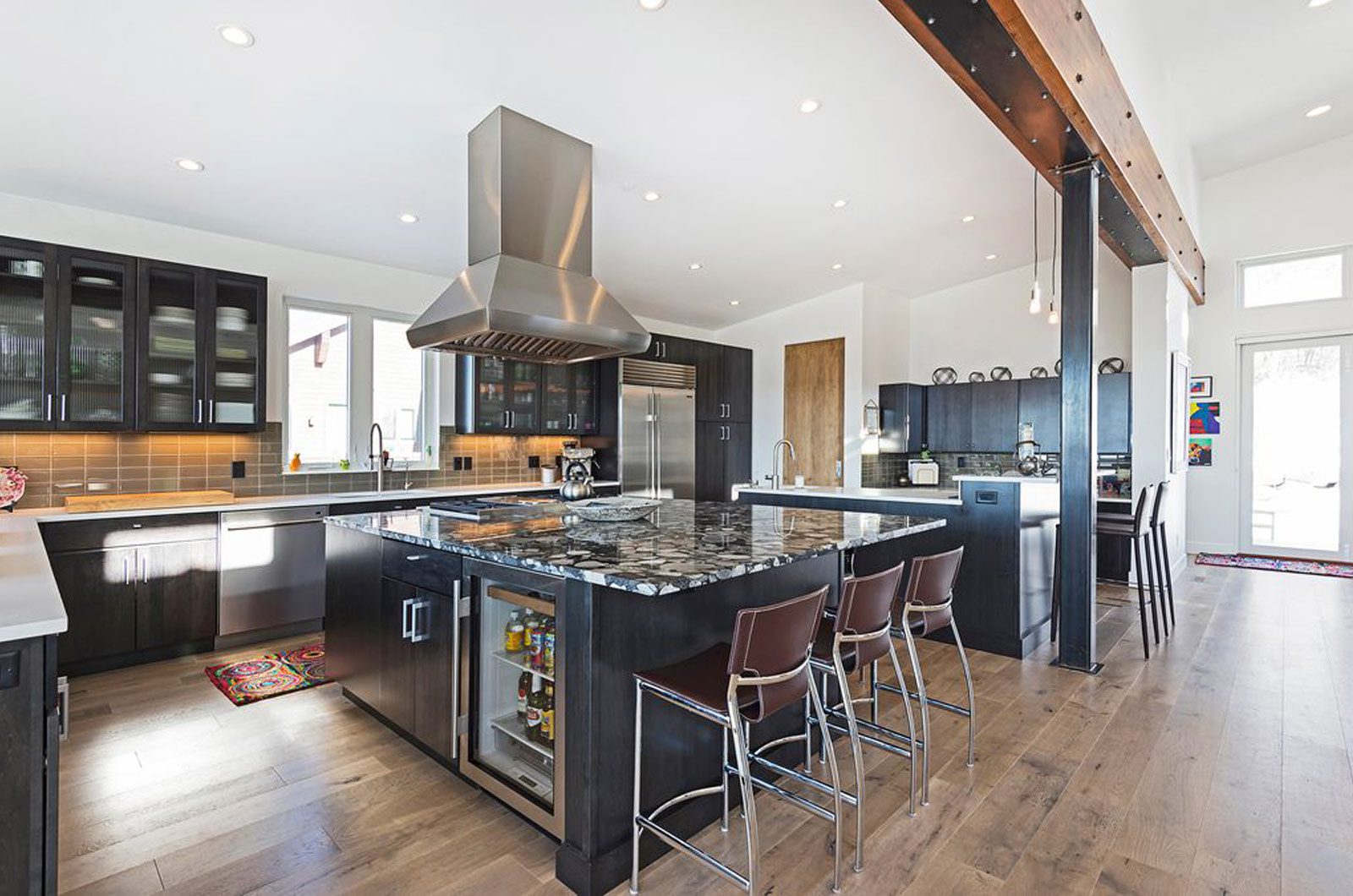 hardwood_flooring_in_kitchen_with_chairs-fume